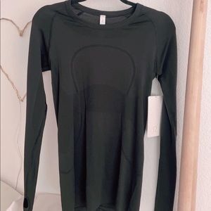 NWT lululemon swiftly